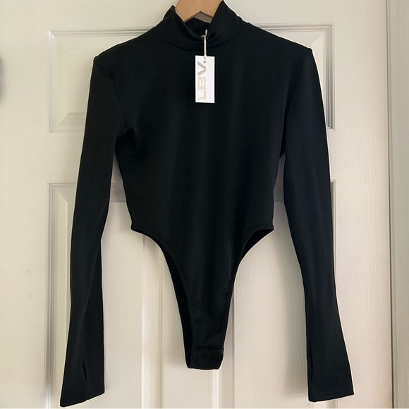LBV. Black Open-Back Long Sleeve Bodysuit - Picture 6 of 6